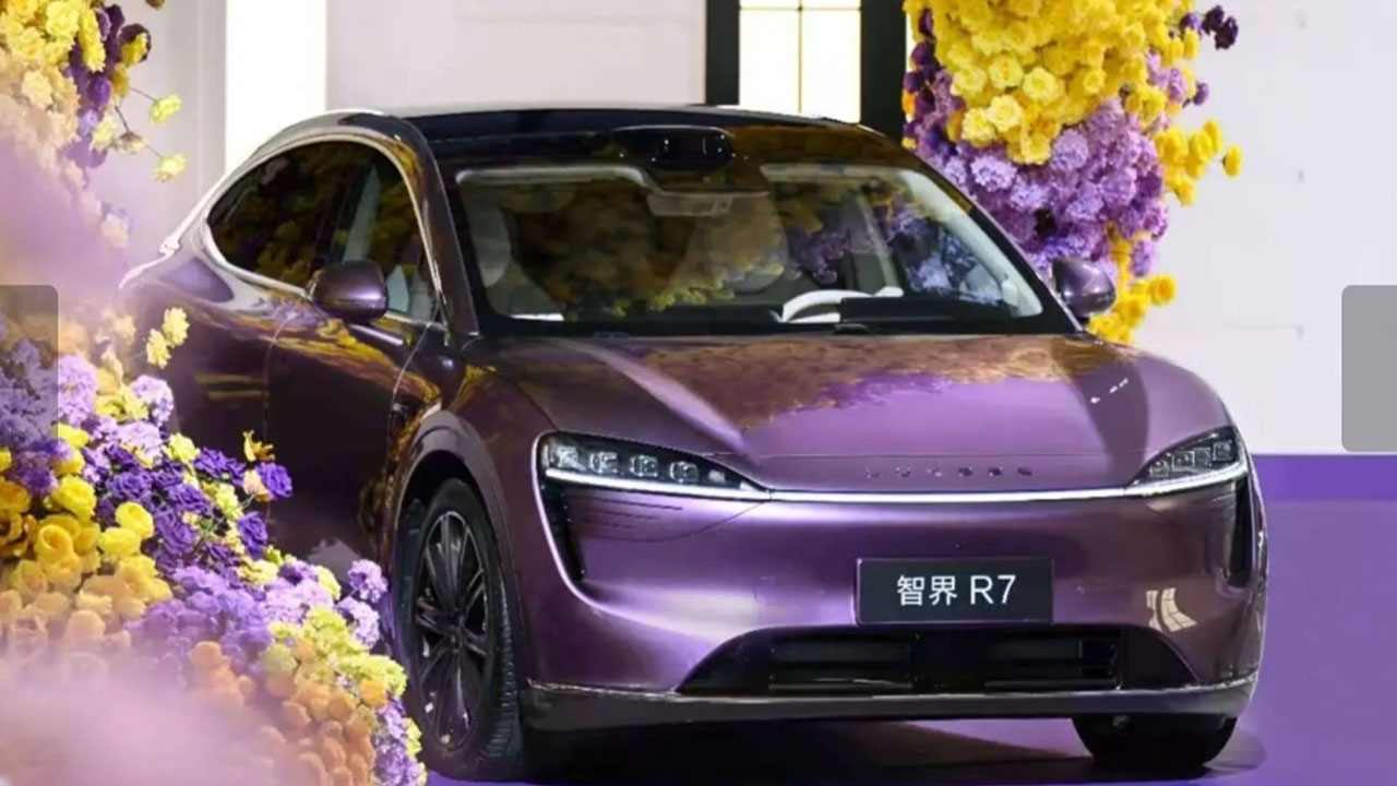 Meral Erden: Huawei ve Chery'nin Yeni Luxeed R7 Versiyonları Tanıtıldı 1 Huawei ile Chery’nin İş Birliğiyle Geliştirilen Luxeed R7’nin Yeni Versiyonları