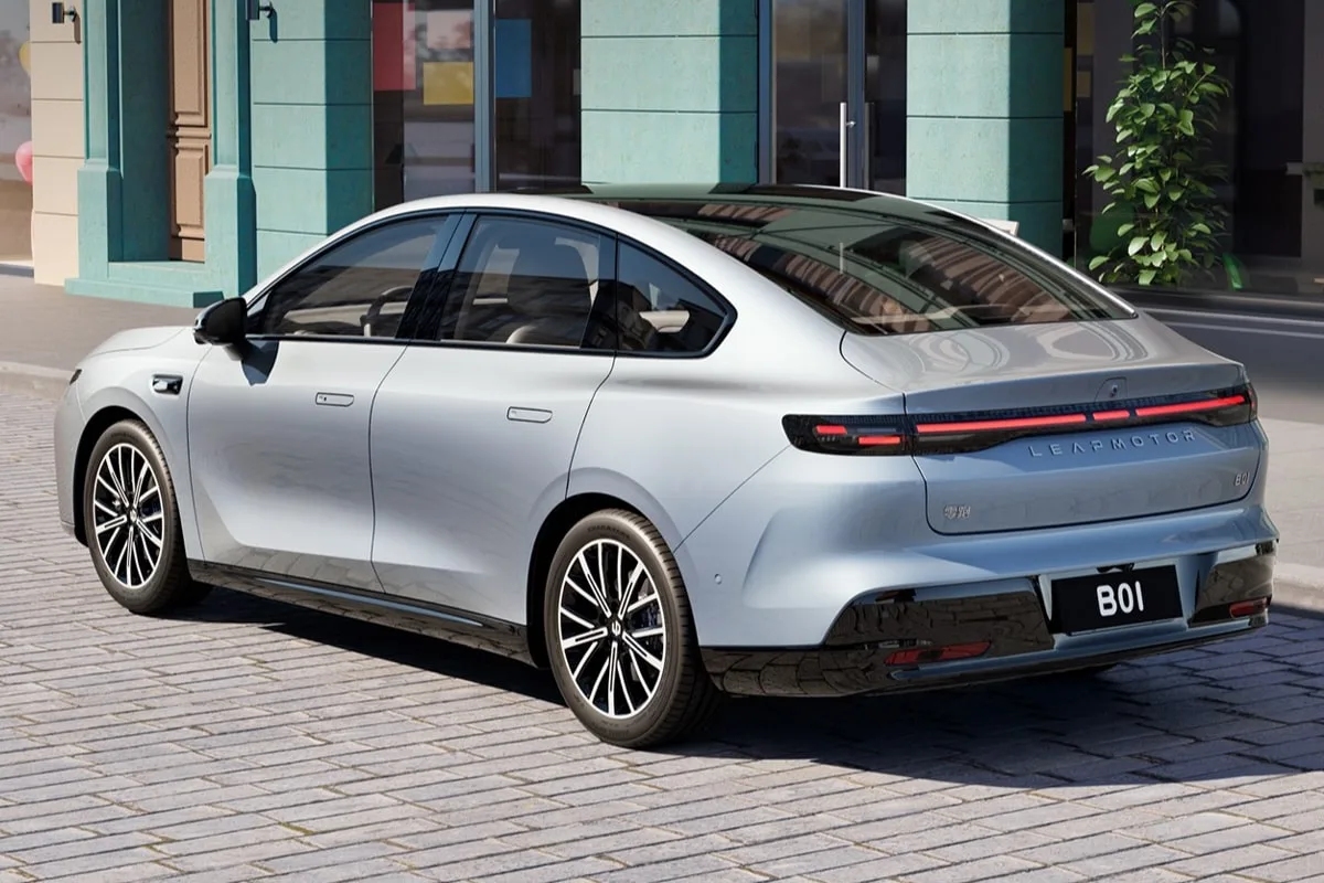 Leapmotor’dan Şangay Otomobil Fuarı’nda Çarpıcı Bir Tanıtım: B01