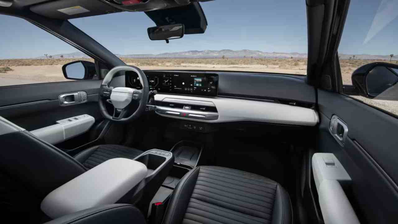 Şinasi Kaya: Kia'nın Elektrikli Sedan Modeli EV4 ve Yeni Ürünleri Tanıtıldı 3 Elektrikli Güç Sistemleri ve Menzil Özellikleri