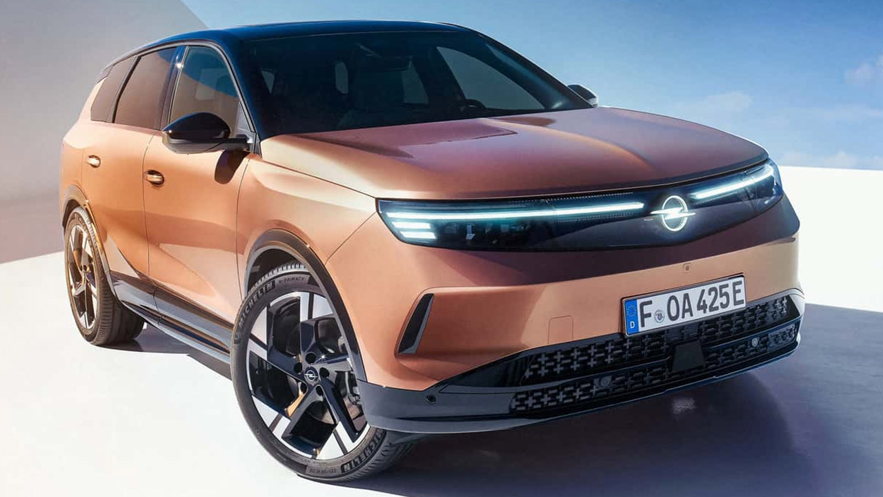 Şinasi Kaya: Türkiye'de Yılın Otomobili 2025 Finalistleri ve Güncel Gelişmeler 1 Türkiye'de Yılın Otomobili 2025 Seçimleri ve Son Durum