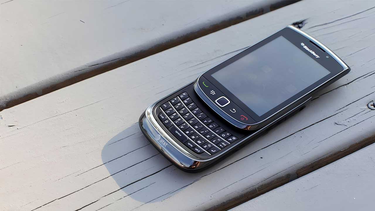 BlackBerry Torch: 2010 Yılının Popüler Akıllı Telefonu