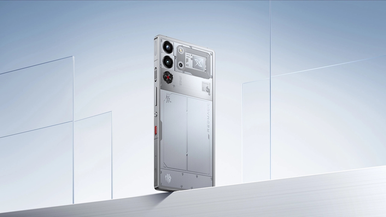 ZTE’nin oyunculara hitap eden yeni amiral gemisi modelleri: Red Magic 10S Pro ve 10S Pro+