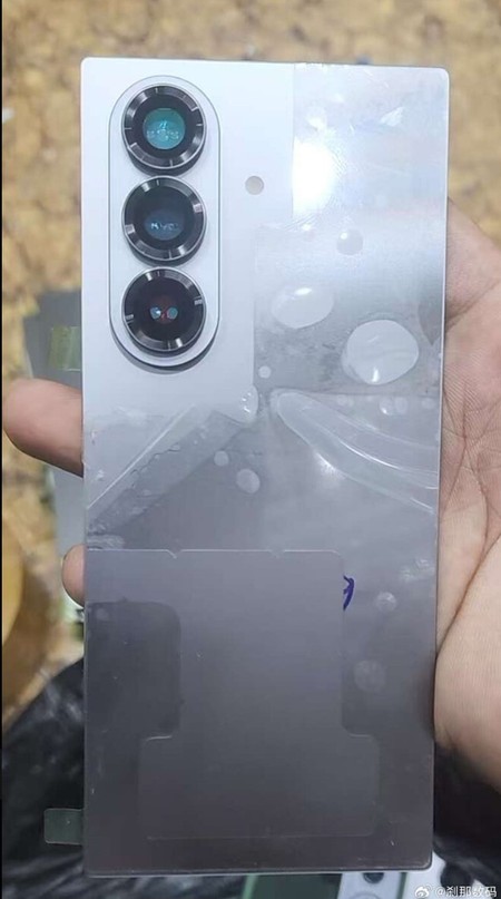 Samsung'un Yeni Nesil Katlanabilir Telefonları Hakkındaki Sızıntılar Artıyor