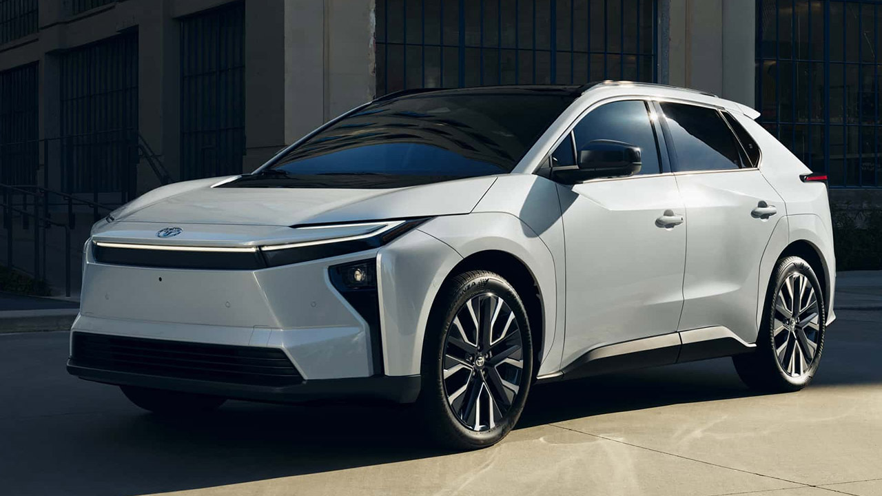 Toyota'nın Yeni Elektrikli Modeli bZ 2026 Tanıtıldı