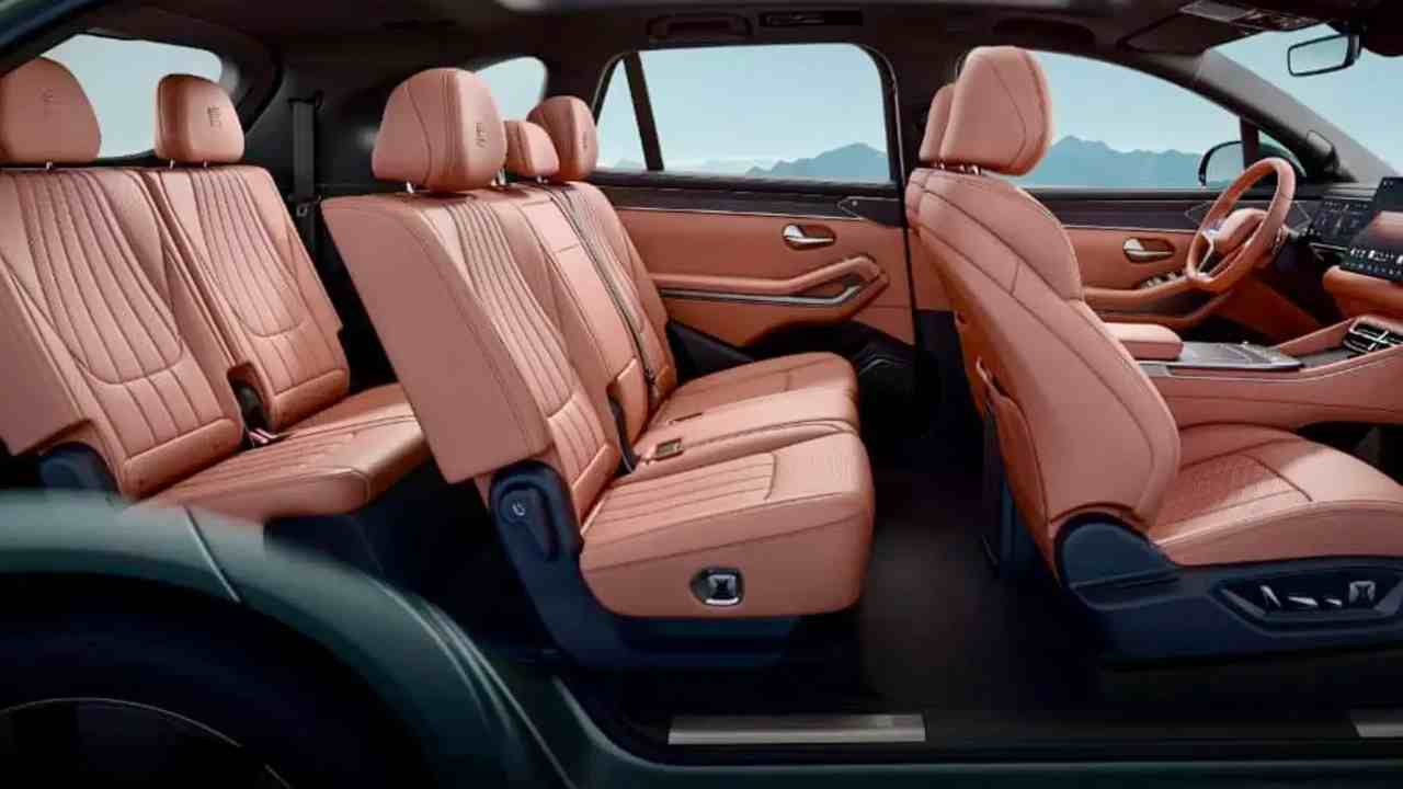 BYD'nin Yeni Hibrit SUV Modeli Sealion 8 Tanıtıldı