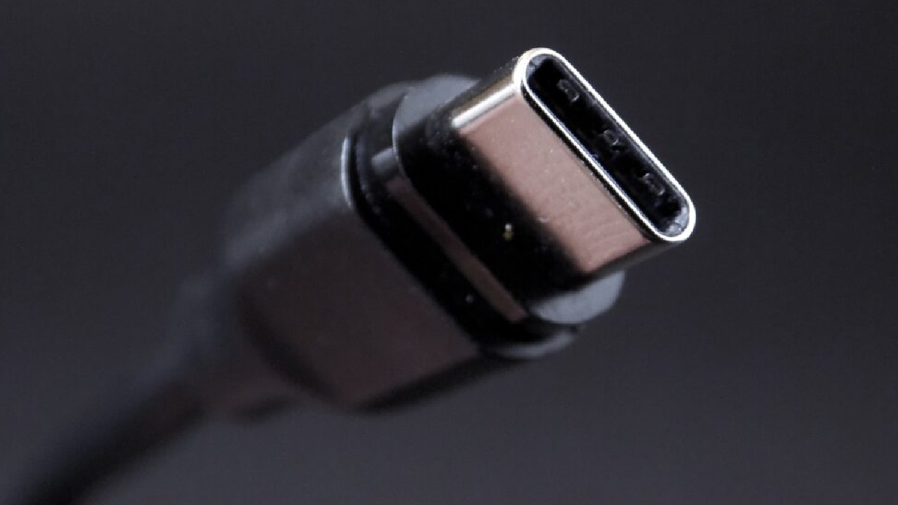 Günümüzde USB Kablolarının Çok Çeşitli Kullanımı ve Önemi