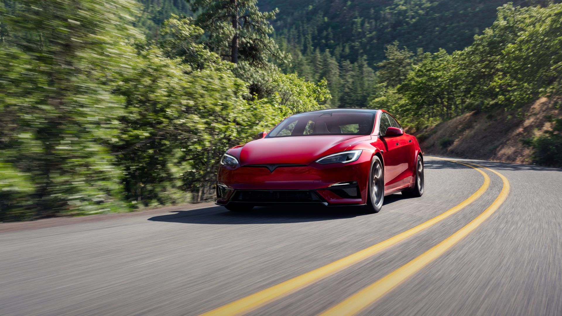 Tesla’nın En Yeni Model S ve Model X Tanıtıldı