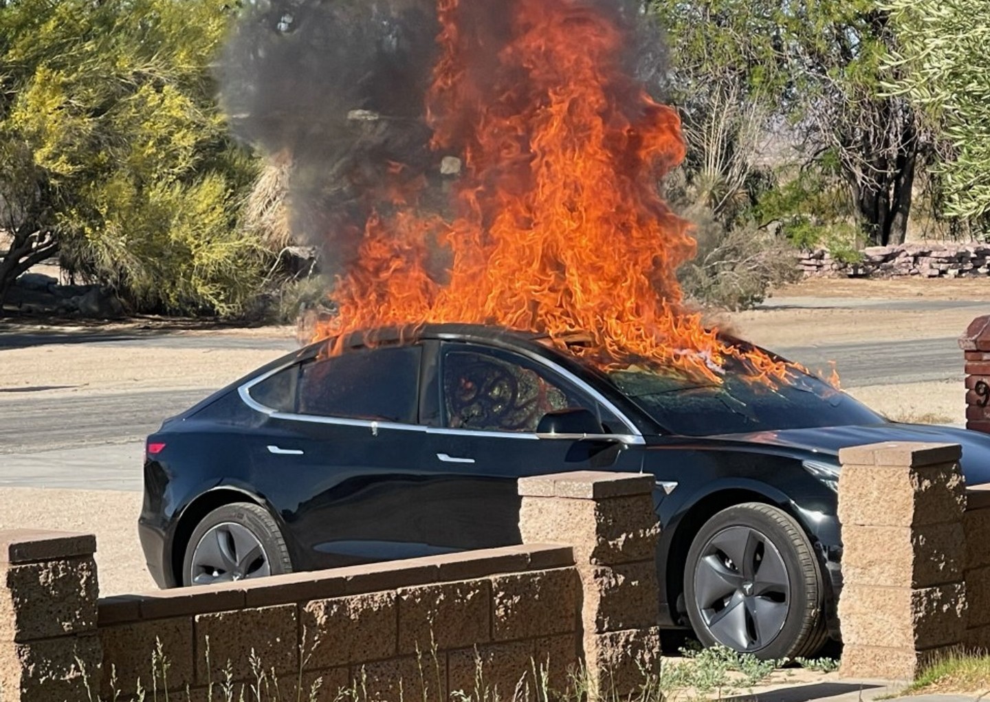 Elektrikli Otomobil Devriminde Tesla'nın Güçlü Konumu