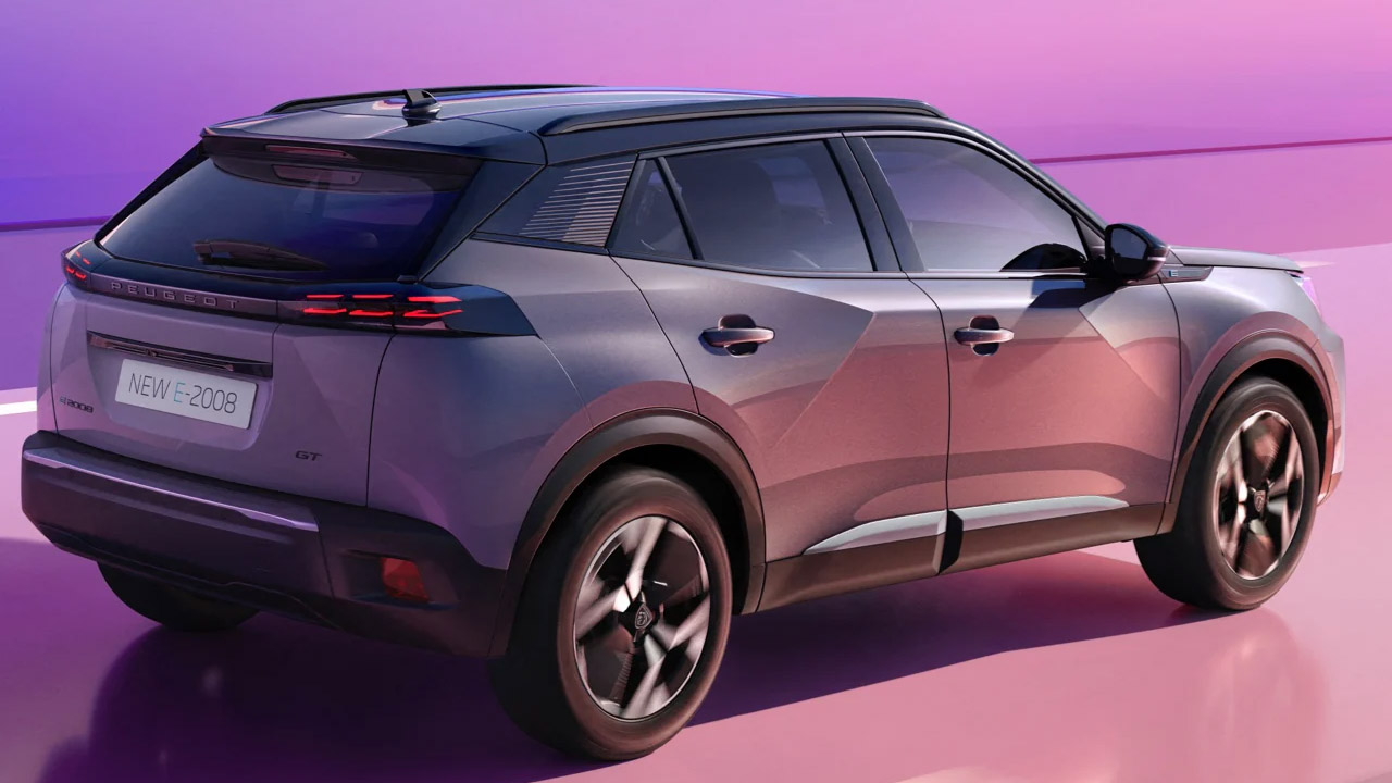 Peugeot 2008: Şehirden Şehire Performans ve Teknoloji Dengesi