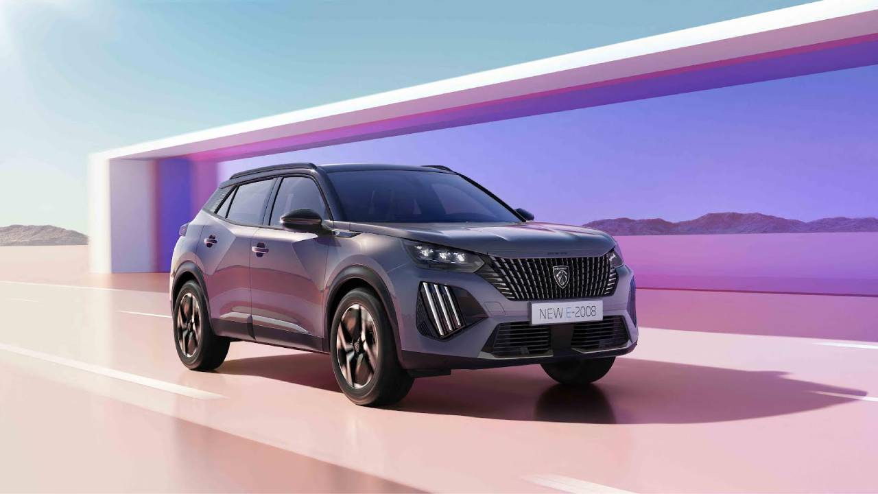 Peugeot 2008: Şehirden Şehire Performans ve Teknoloji Dengesi