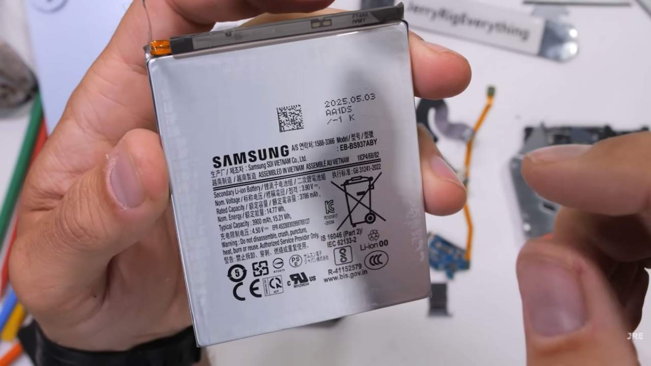 Yeni Samsung Galaxy S26 Edge Daha İnce Geliyor: Bataryası ve Tasarımı Netleşti