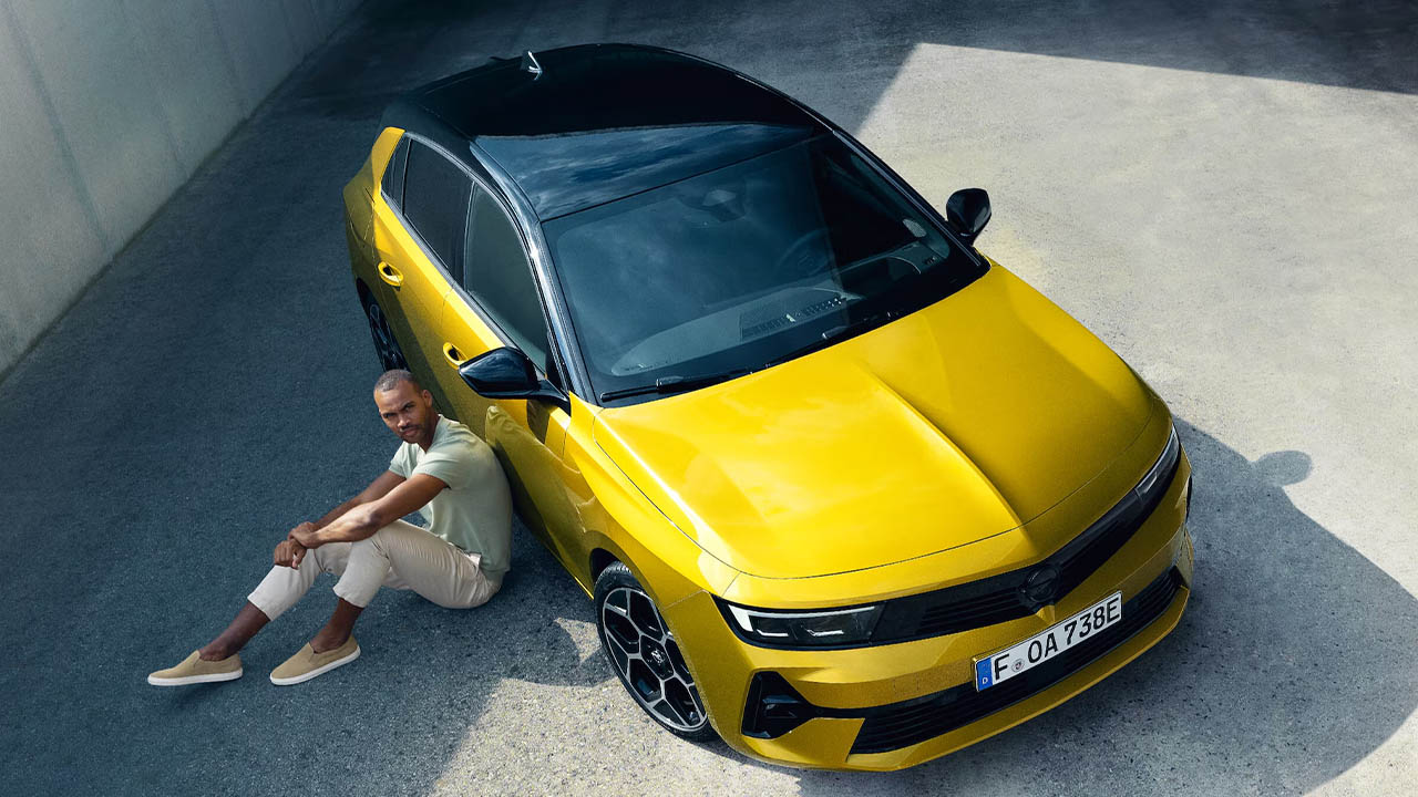 2025 Opel Astra: Tasarım, Teknoloji ve Pratiklikte Dengeli Bir Seçenek