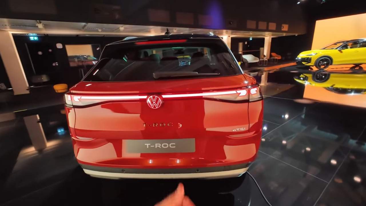 Yakında Tanıtılması Beklenen Volkswagen T-Roc'un Fotoğrafları Sızdırıldı