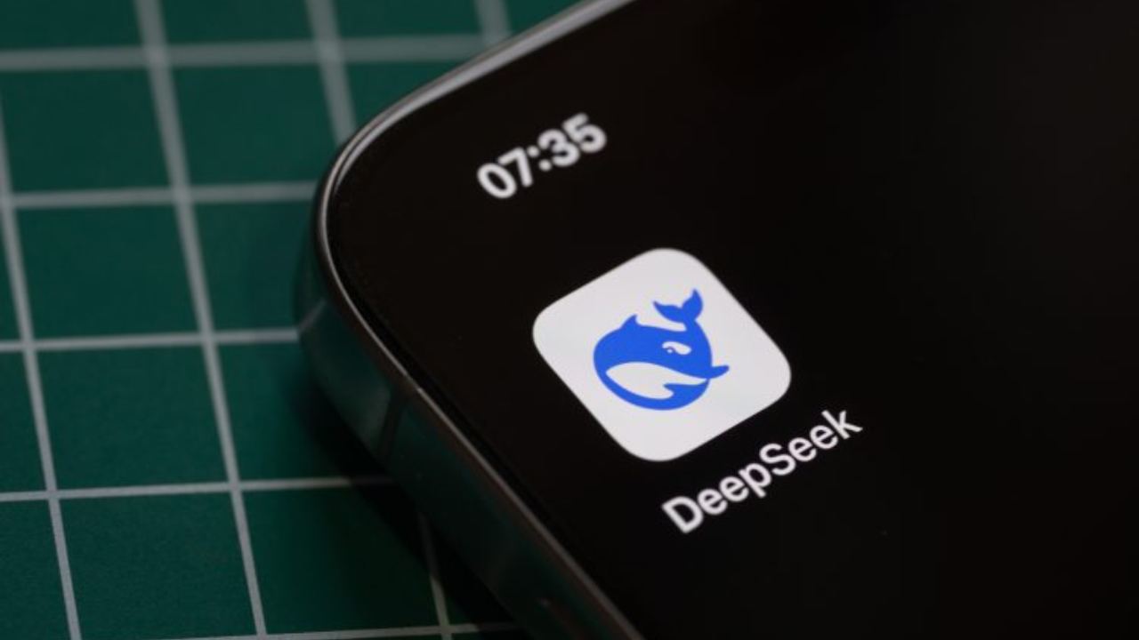 DeepSeek: İçerik Üretimindeki AI Etiketleme Uygulamasının Detayları