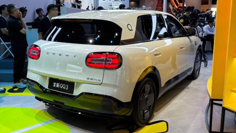 Chery QQ3: Şehirli Güç ve İçerideki Modern Konfor
