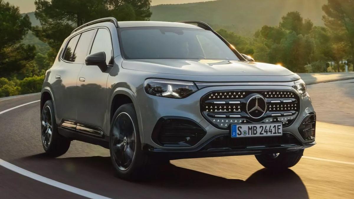 2026 Mercedes-Benz GLB: Elektrikli SUV'da Yeni Nesil Tasarım ve Menzil Detayları