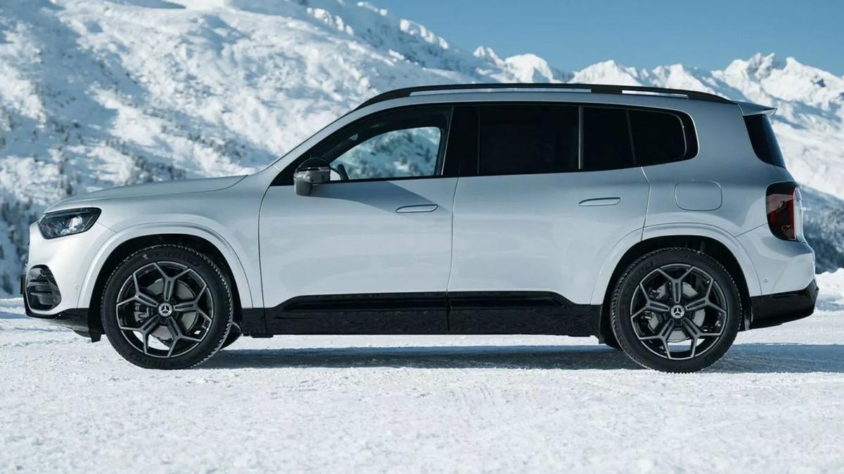 2026 Mercedes-Benz GLB: Elektrikli SUV'da Yeni Nesil Tasarım ve Menzil Detayları