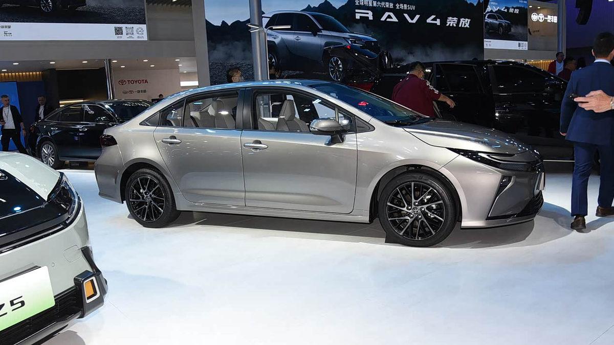 Meral Erden: 2026 Toyota Corolla: Tasarım ve İçerden Özelliklerde Gelen Değişimler 5 2026 Toyota Corolla: Tasarım ve İçerden Özelliklerde Gelen Değişimler