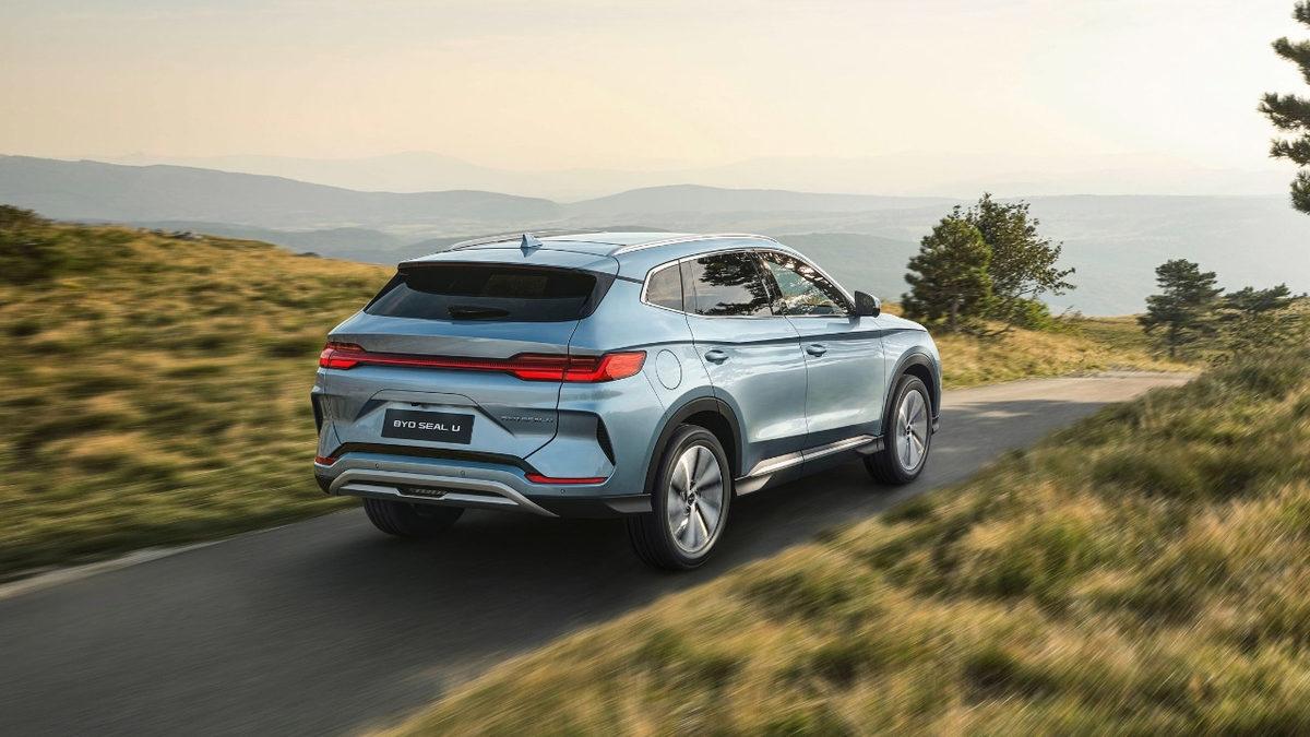 Meral Erden: BYD SEAL U: Okyanus Estetiğiyle Donatılmış D-SUV Avantajları ve Performans Özellikleri 5 BYD SEAL U: Okyanus Estetiğiyle Donatılmış D-SUV Avantajları ve Performans Özellikleri