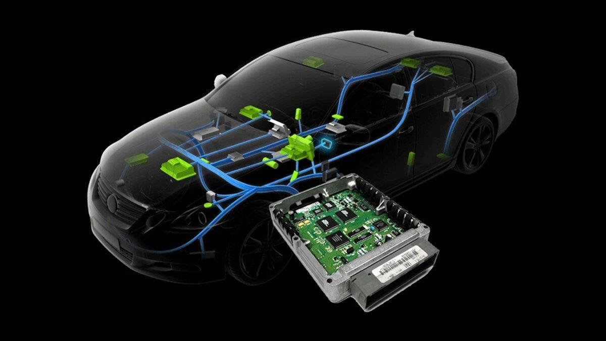 Otomobil Çipleri ve Ekran Akıcılığı: Neden Farklı Tasarım Yaklaşımları Gerektirir?