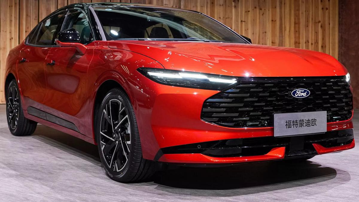 2026 Ford Mondeo Tanıtımı: Çin Fuarında X Yeniliklerle Geri Dönen Sedan